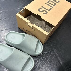 Yeezy slide